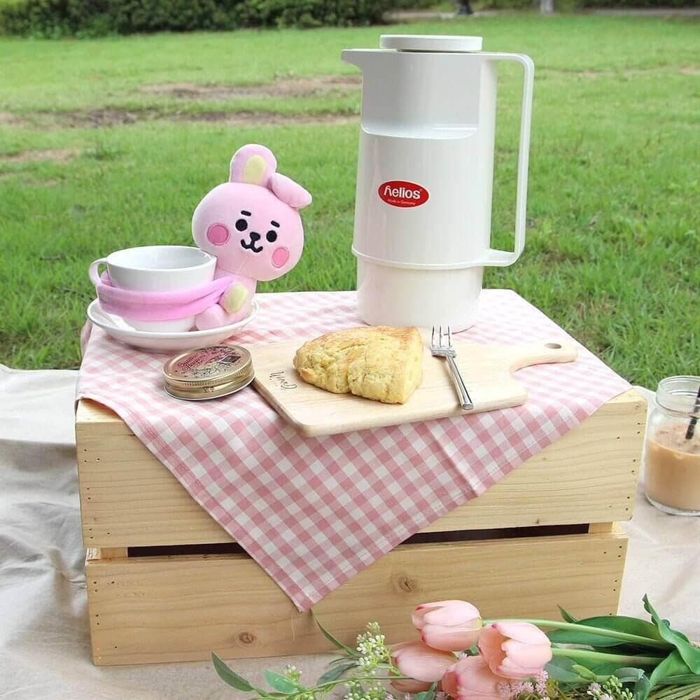 BT21 Baby Hug Holder