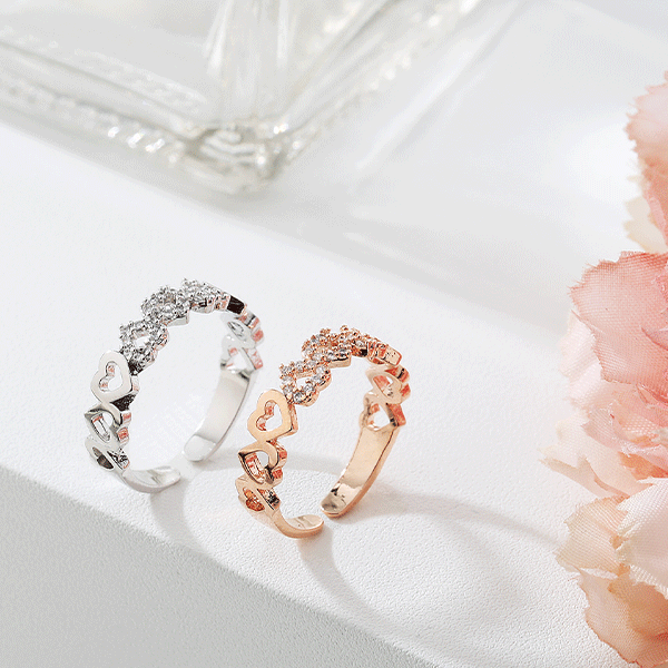 Cubic Heart Ring