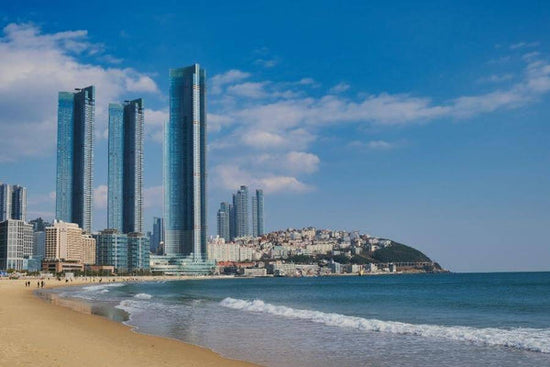 un lado de la playa como un lugar perfecto para hacer las cosas en Busan