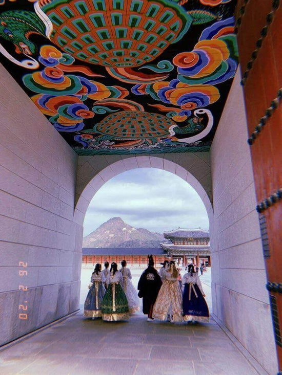 Gyeongbokgung (경복궁) Palace - Get Your Hanbok On - The Daebak Company