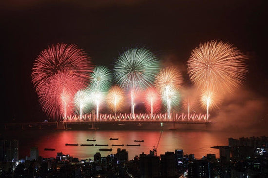 ¡Ilumine tu noche con el Festival de fuegos artificiales Busan! - The Daebak Company