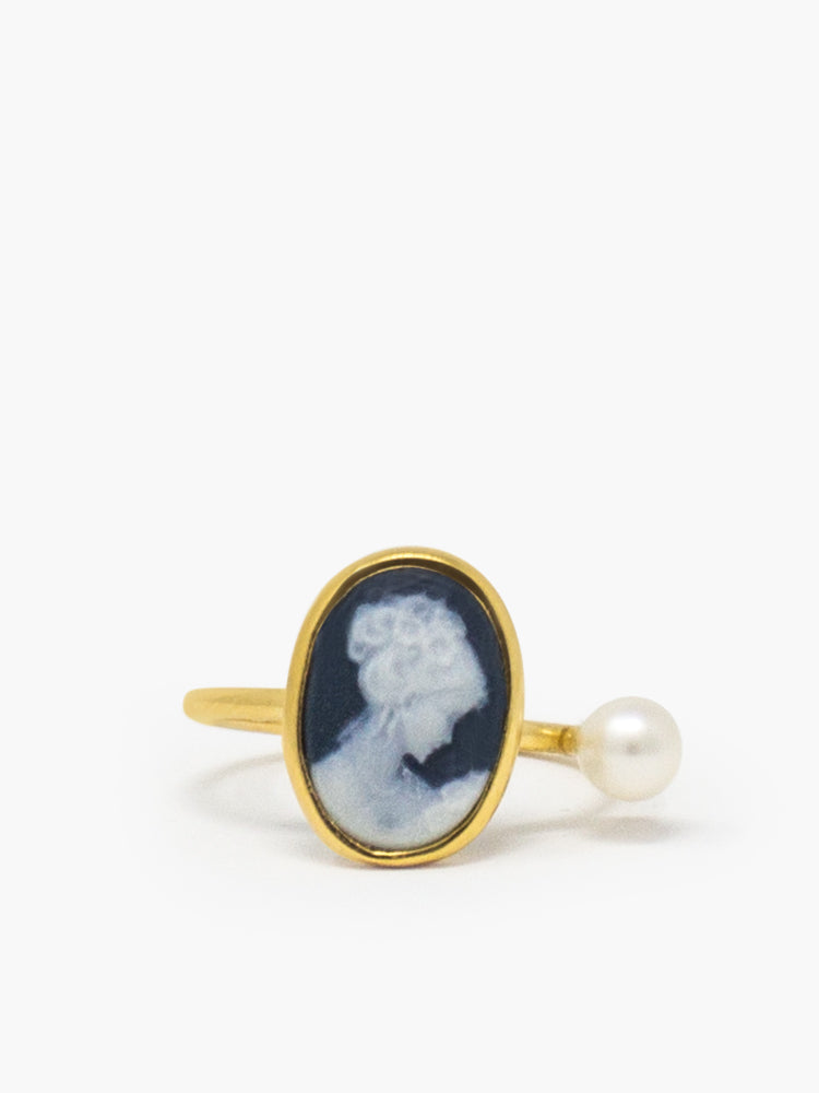 cameo ring