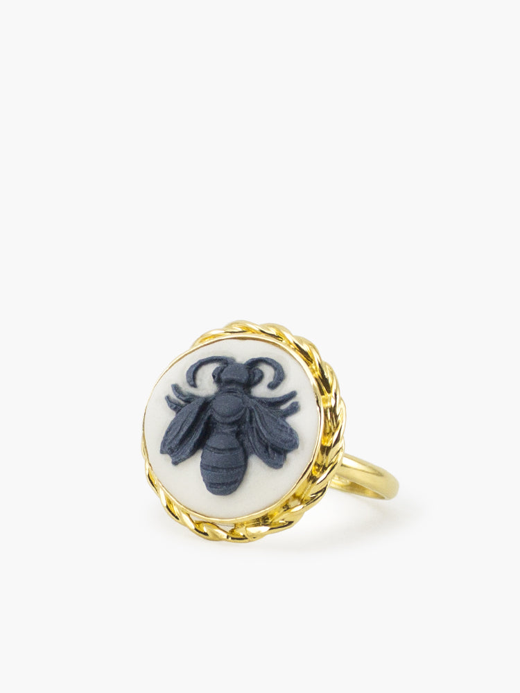 cameo ring