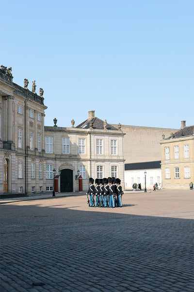 change-of-guards-the-queens-guards-copenhagen