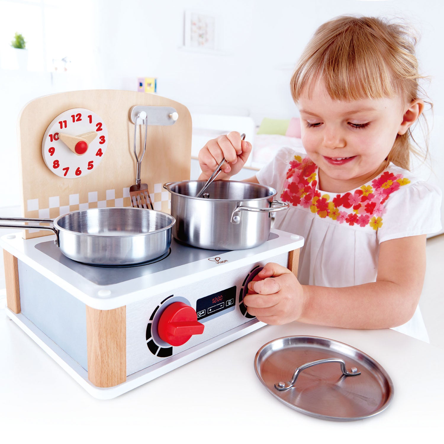 hape tabletop kitchen