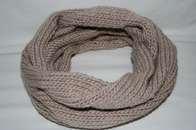 Knitted cowl scarf free pattern