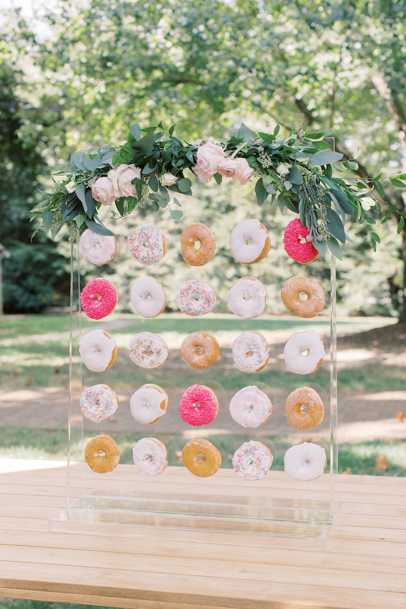 Acrylic Donut Peg Stand