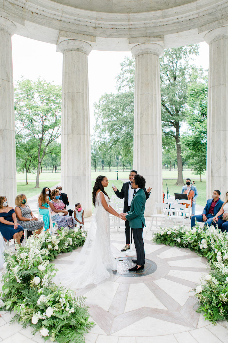 Bride and Groom Exchanges Vows at Washington DC Monument Micro Wedding