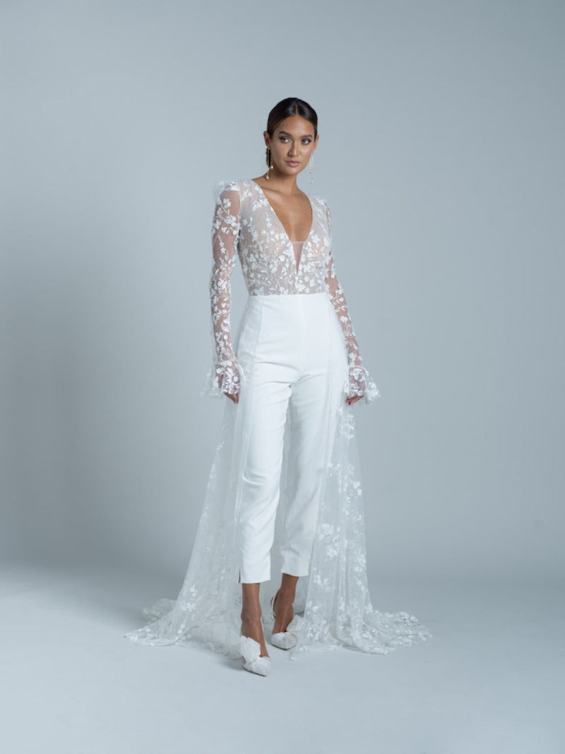 Elegant Lace Bridal Jumpsuit with Train