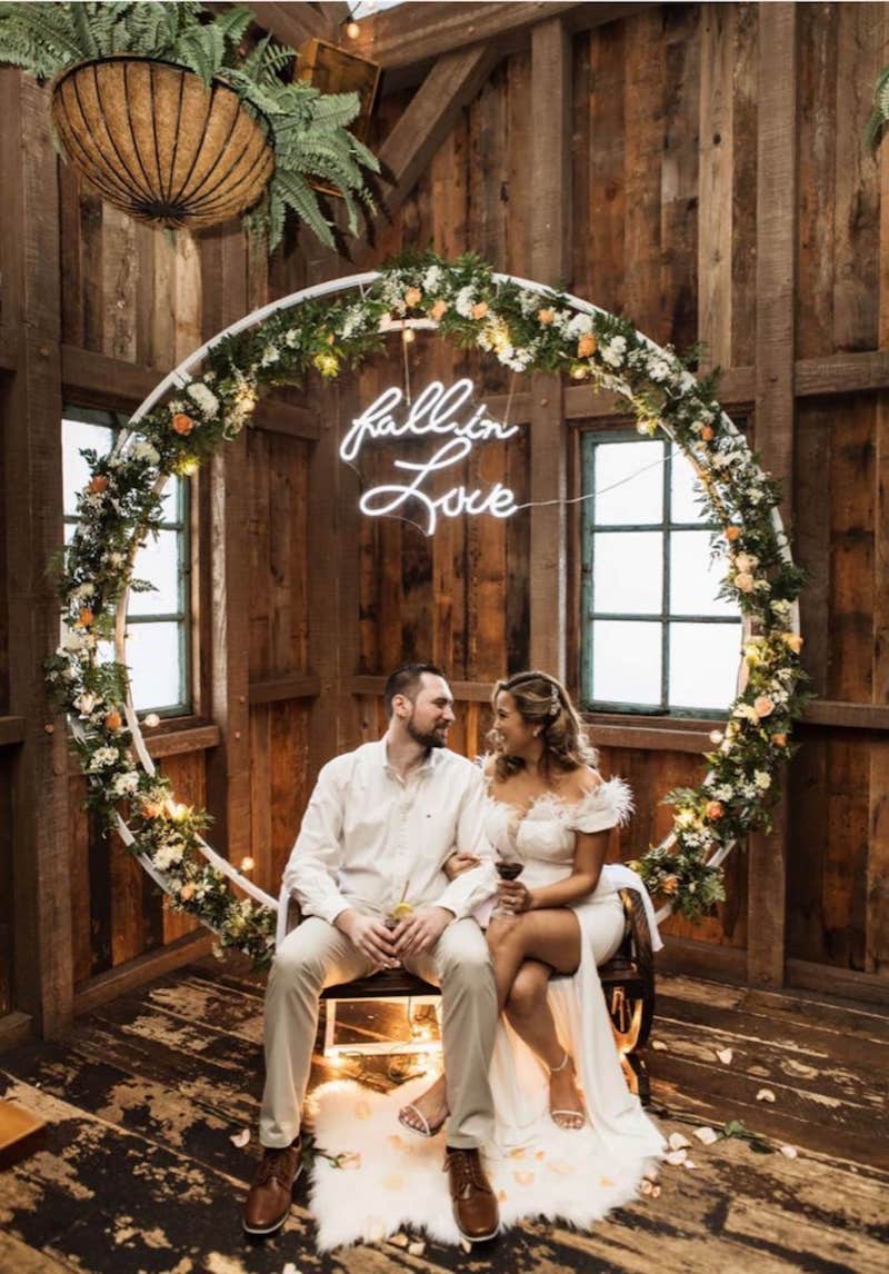 Fall In Love LED Neon Sign Wedding Decor