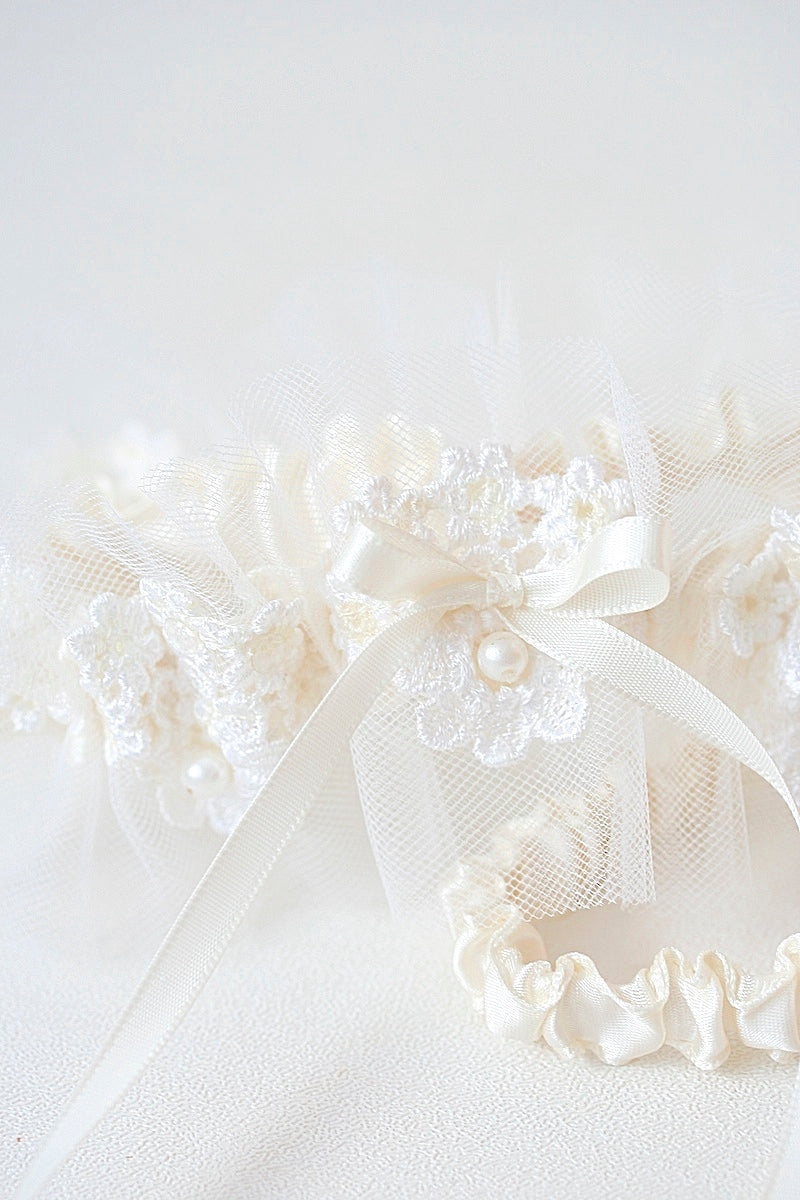 custom wedding garter made from bride's mother's veil