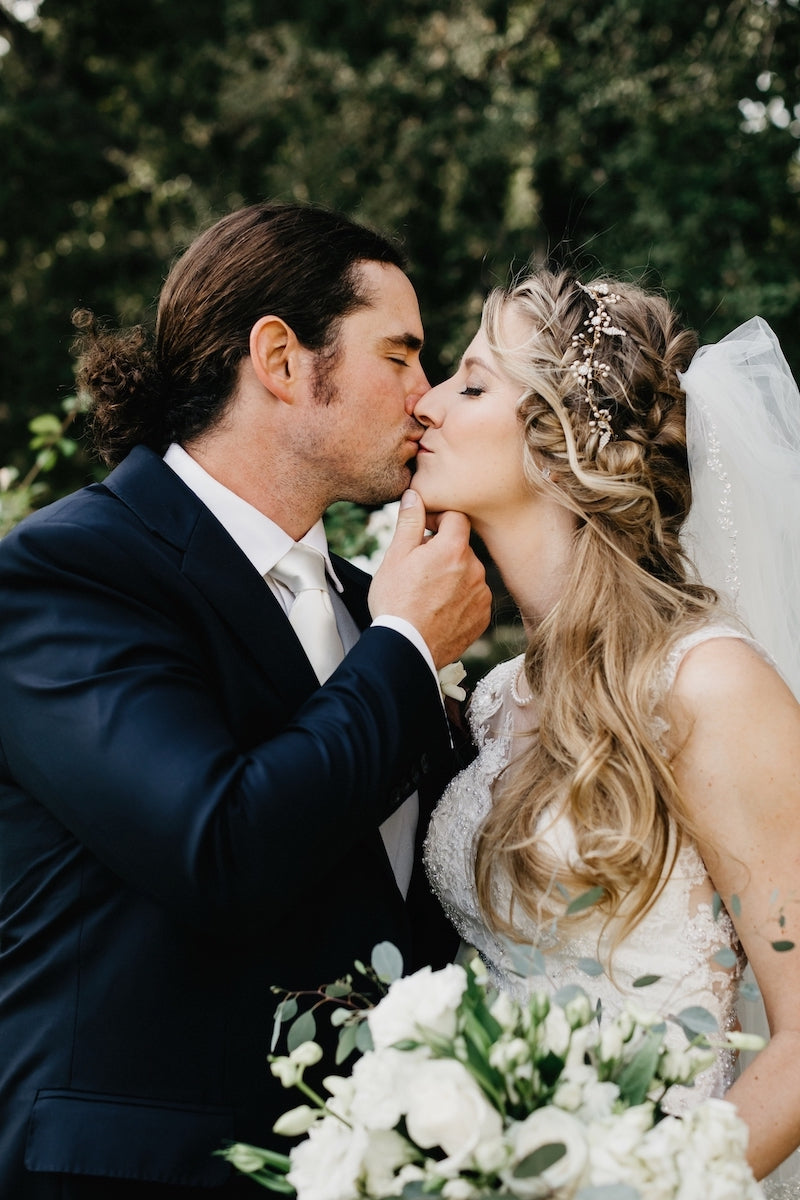 bride and groom portraits