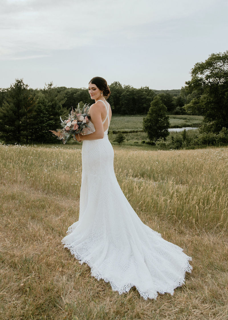 Rustic Outdoor Wedding Dress Train