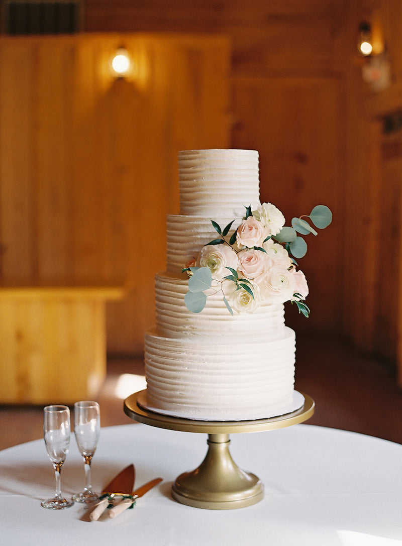 rustic wedding cake - blush wedding in October in Texas