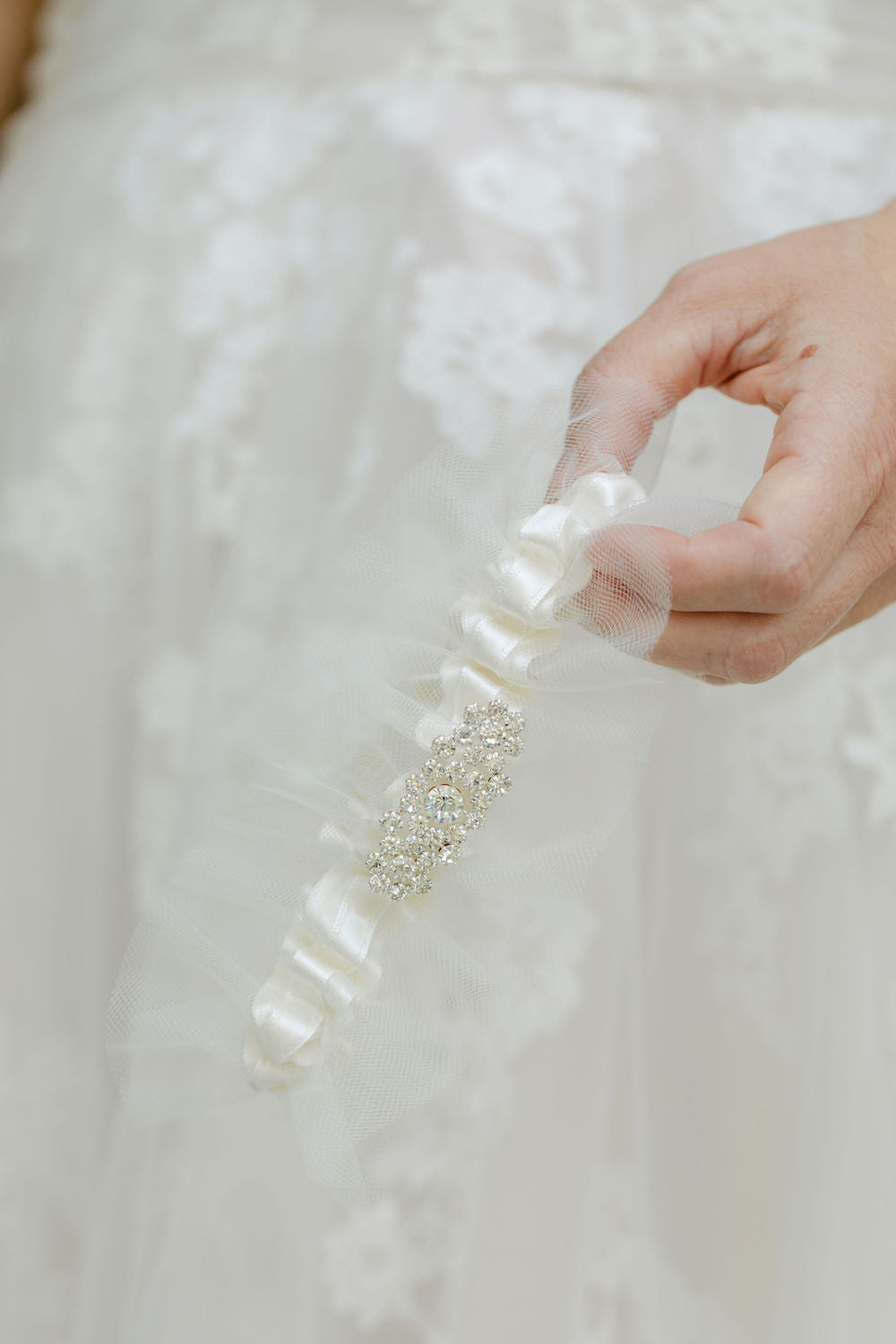 tulle-sparkle-wedding-garter-heirloom-The-Garter-Girl7