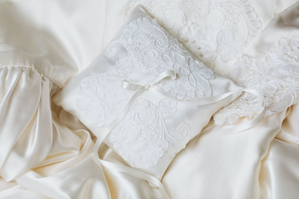 How To Repurpose Mother's Wedding Dress: Garter Set, Ring Pillow