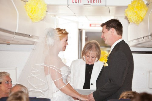 airplane-wedding-in-canada-EVN-phootgraphy