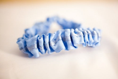 beautiful-something-blue-wedding-garter-side