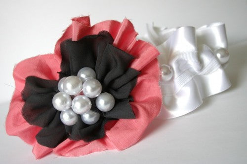 couture-wedding-garter-with-large-flower