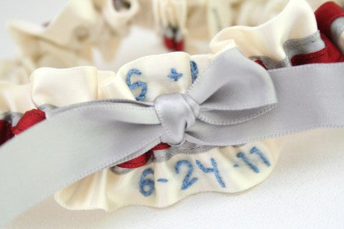 personalized-wedding-garter-ivory-gray-red