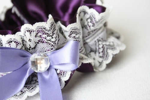 purple-lace-wedding-garter-The-Garter-Girl