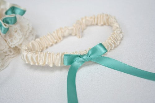 turquoise-wedding-garter-set-ivory-lace-The-Garter-Girl-3