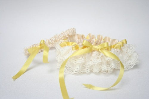 yellow-ivory-lace-wedding-garter-set-The-Garter-Girl-1