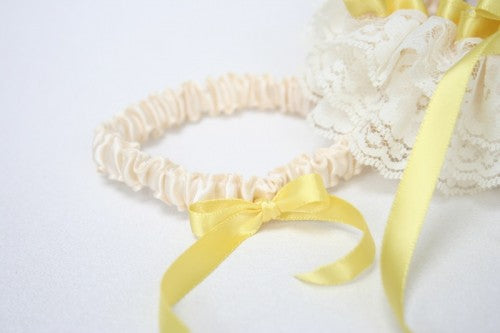 yellow-ivory-lace-wedding-garter-set-The-Garter-Girl-2
