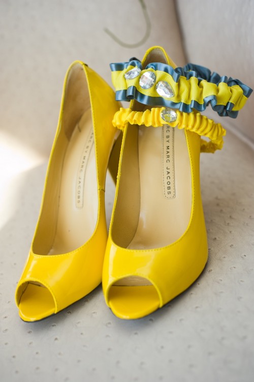 yellow-wedding-shoes-with-gray-and-yellow-couture-wedding-garter-with-sparkle
