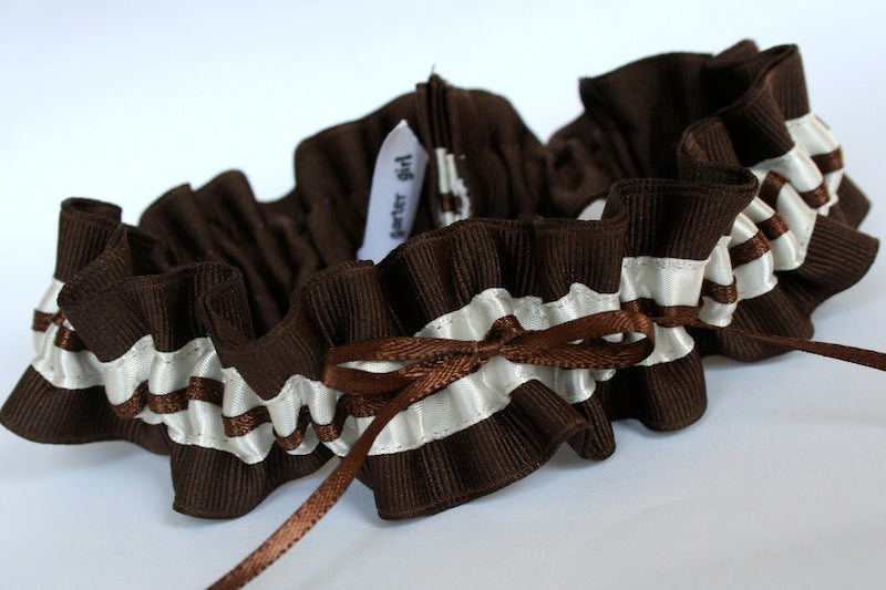 chocolate-brown-and-ivory-stylish-wedding-garter