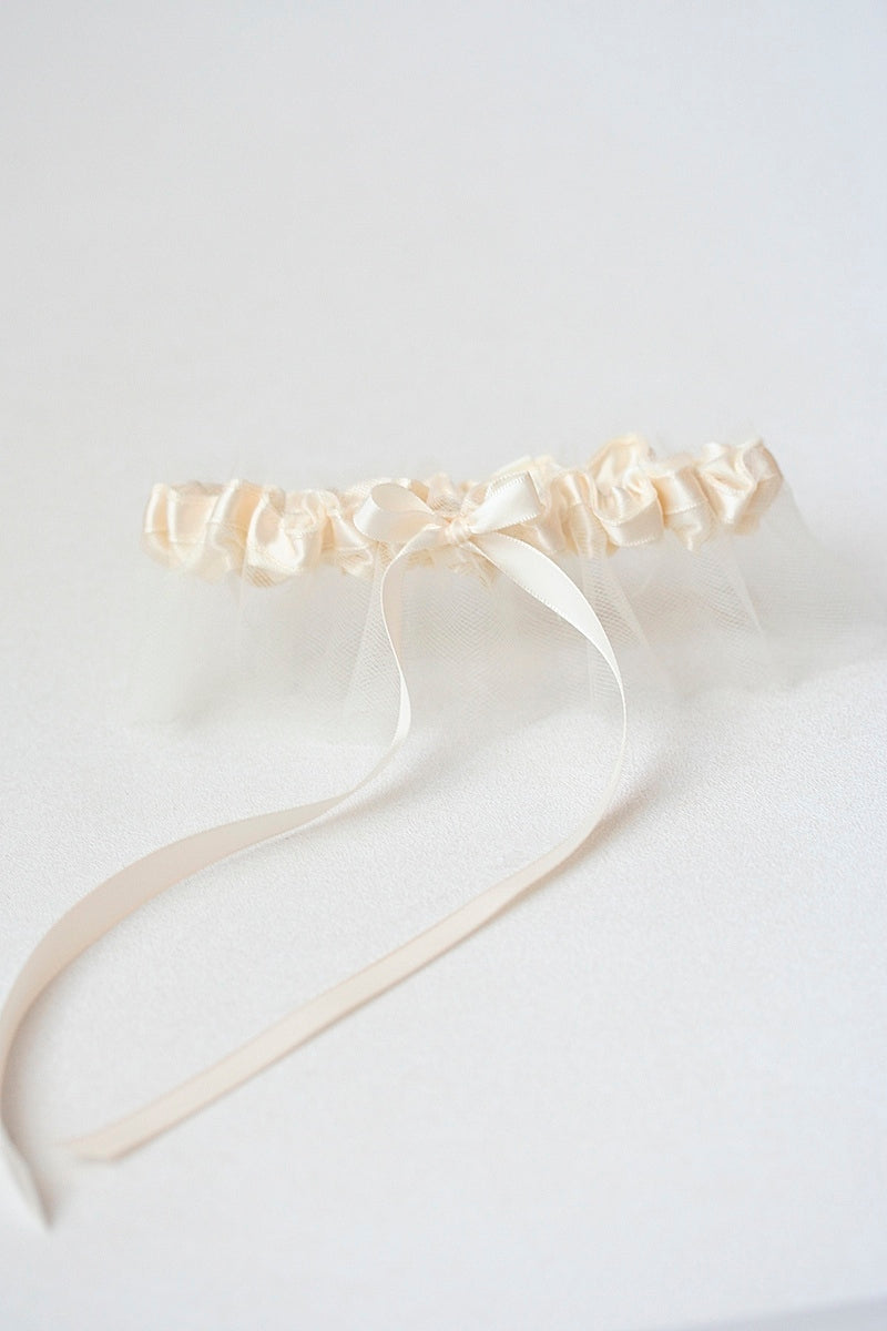 ivory tulle wedding garter