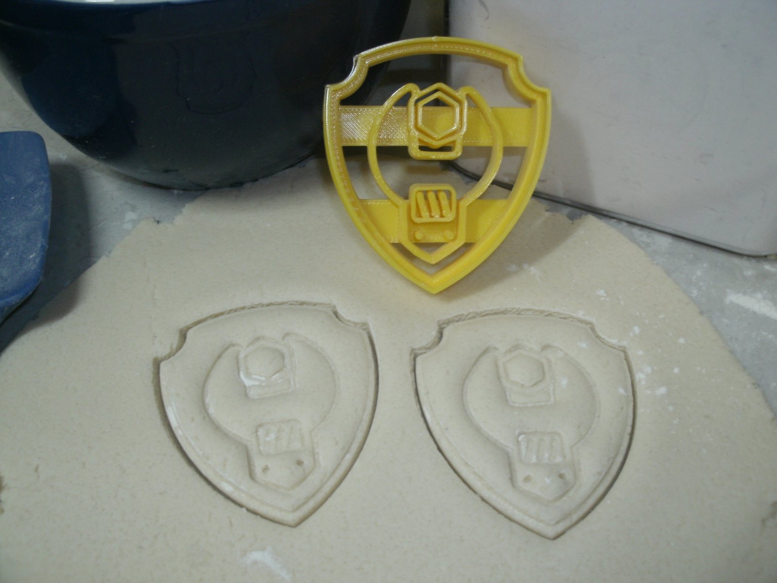 Tangle bark Shredded Paw Patrol Logo Badges Shields Set Of 10 Cookie Cutters USA PR1048 – Y.N.G.  LLC
