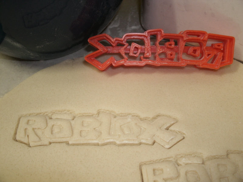 Roblox Video Game Logo Cookie Cutter Baking Tool Made In Usa Pr726 Y N G Llc - roblox logo pixar