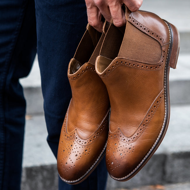 mens wingtip chelsea boots