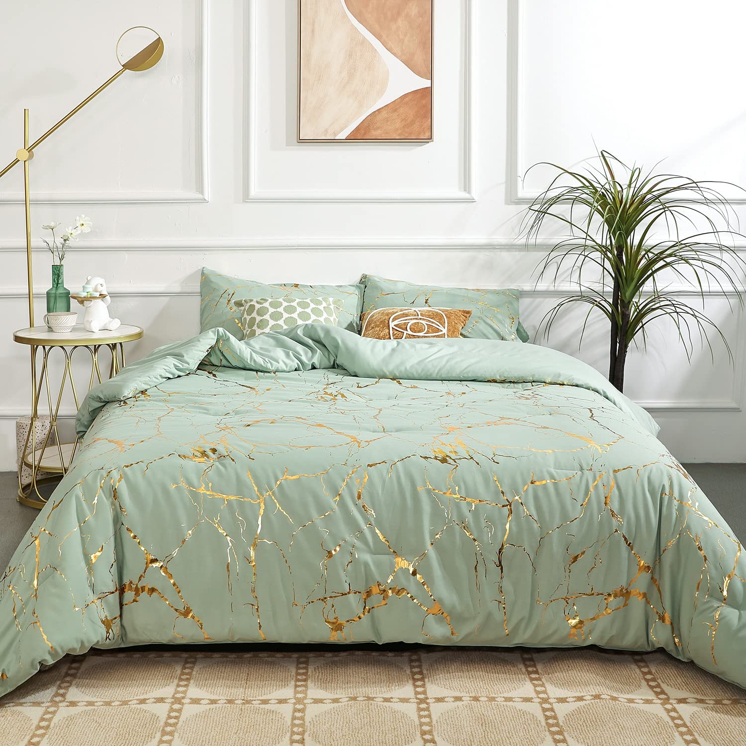 Green Marble Bed Set - Dorm Room Bedding | Tapestry Girls