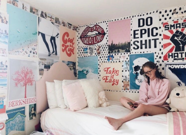 Power Lips Poster - Poster for Dorm | Tapestry Girls