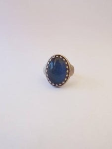 Vintage 70s Silver Plated Oval-Shaped Mood Ring