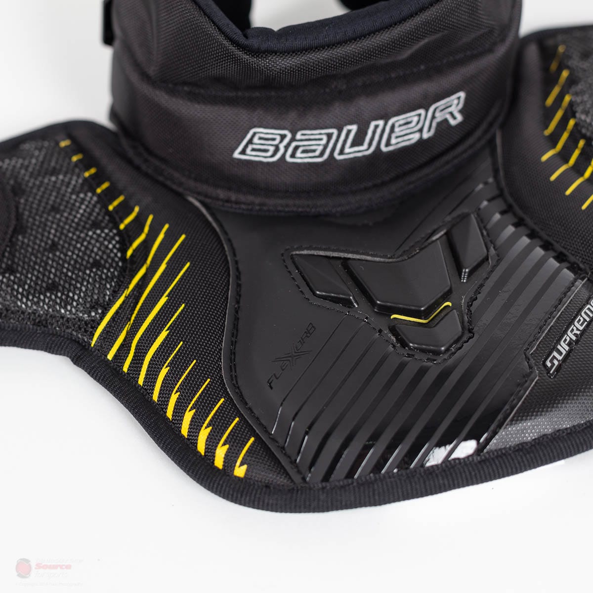 Bauer Supreme Junior Goalie Neck Guard