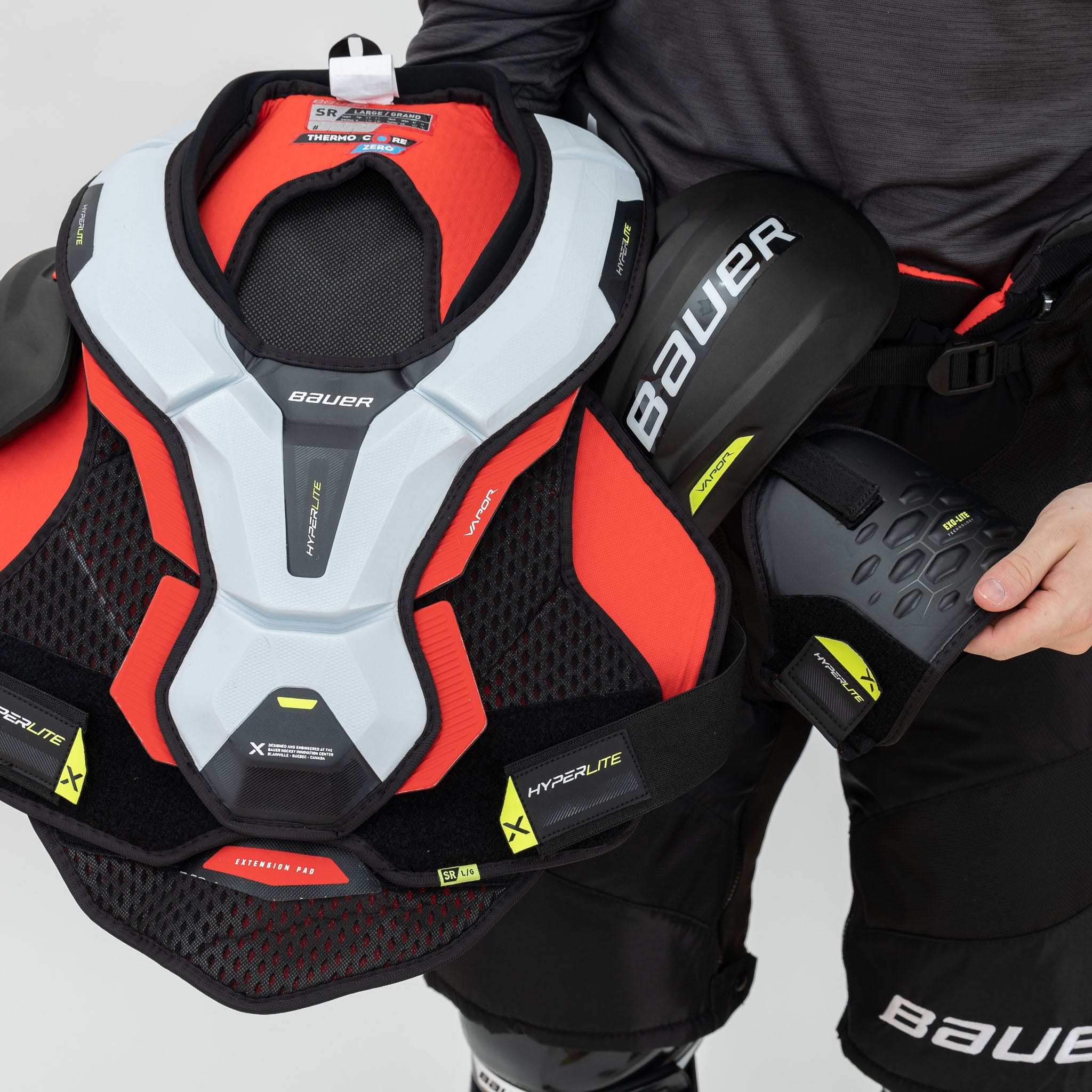 Bauer Vapor Hyperlite Senior Hockey Shoulder Pads