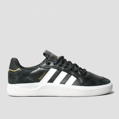 adidas all black skate shoes