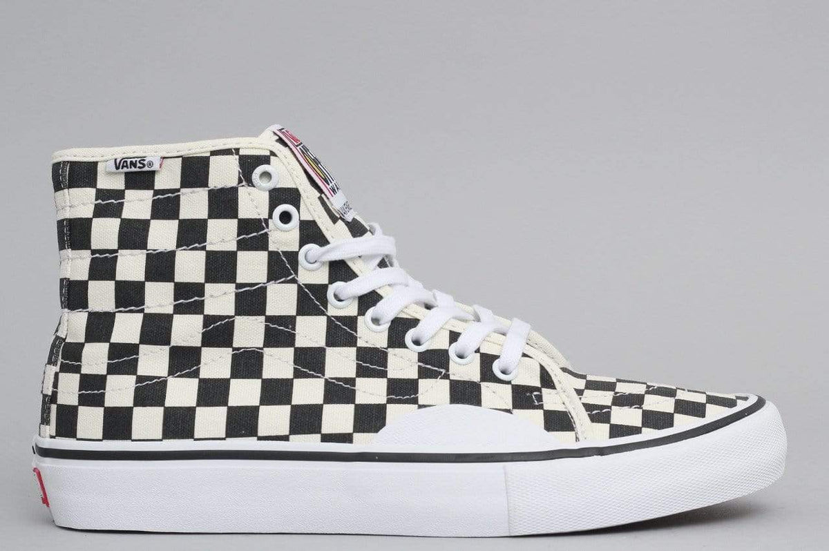 vans av classic pro checkerboard