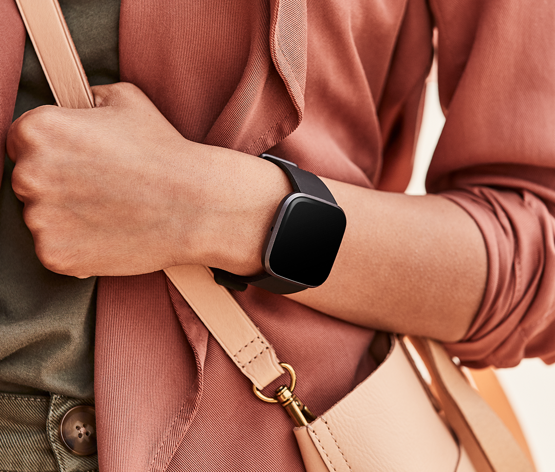 fitbit versa 2 in black