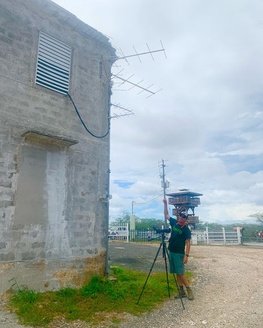 DLP pointing at a CTT Motus Station on the side of a building in Cabo Rojo, PR