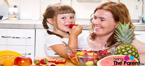 applauding your child for eating her fruits