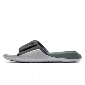 nike Jordan Outdoor slippers 