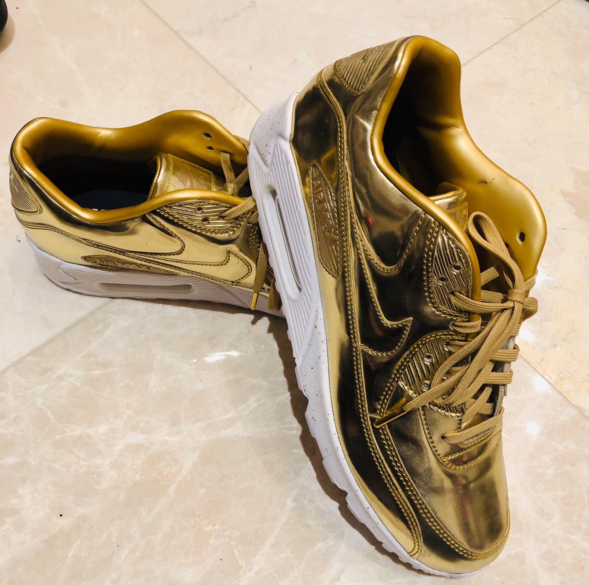 air max liquid gold