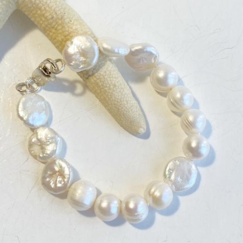 Buy Rose Gold Round Shell Pearl Bracelet for Women Online | Mesmerize