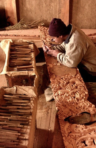 Comparing solid sheesham wood vs Teak wood – khaticraft