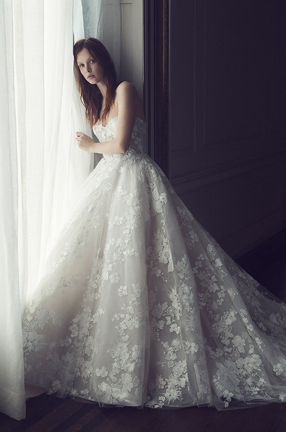 monique lhuillier wedding gowns price