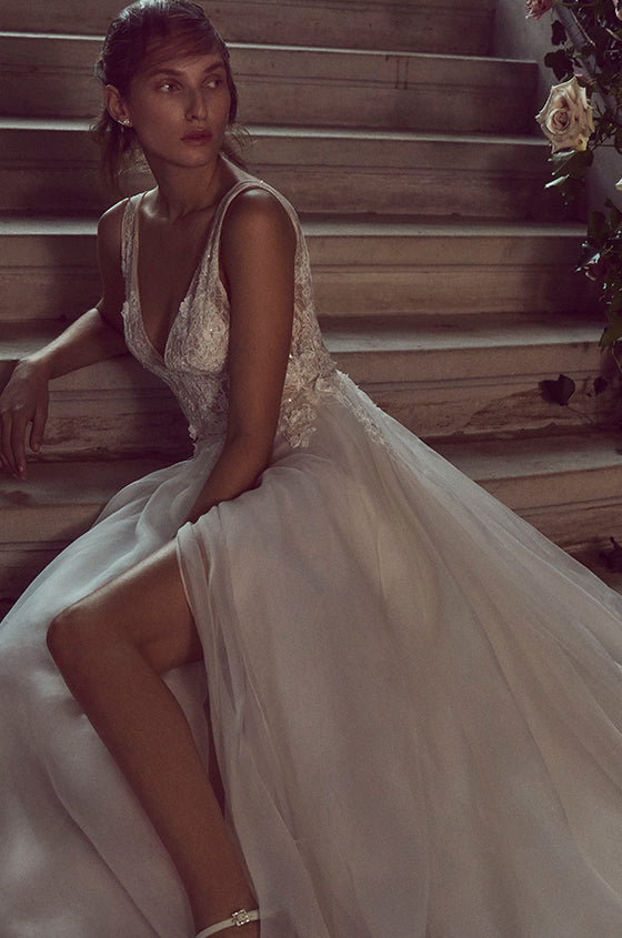 K'Mich Weddings - wedding planning - wedding dresses - Fall 2019 - Monique Lhuillier Bliss Collection